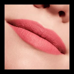 ESSENCE COSMETICS Ess. Barra de labios líquida 8h matte 15^ Labial Líquido